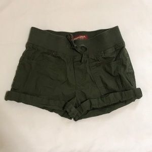 Arizona Jean Company Girl’s Army Green Shorts